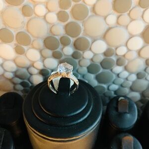 Sterling Silver Ring with Cubic Zirconia size 7